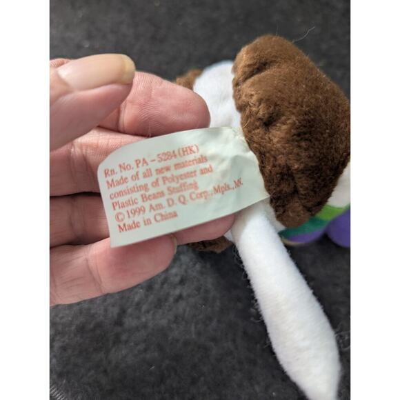 Dairy Queen Ice Cream Sandwich Small Bean Bag Type Plush Character - Picture 8 of 8